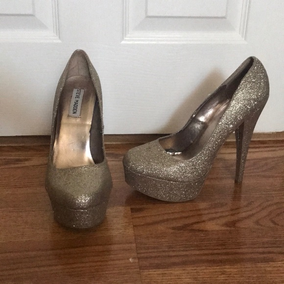 Steve Madden Pumps - Picture 2 of 3